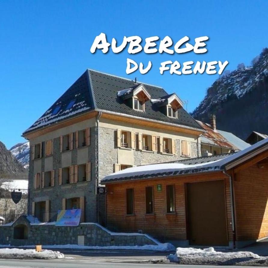 Du Freney *