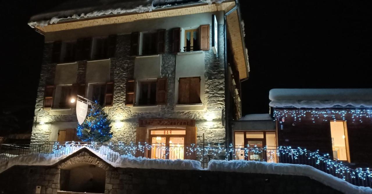 Du Freney * Le Freney-dʼOisans
